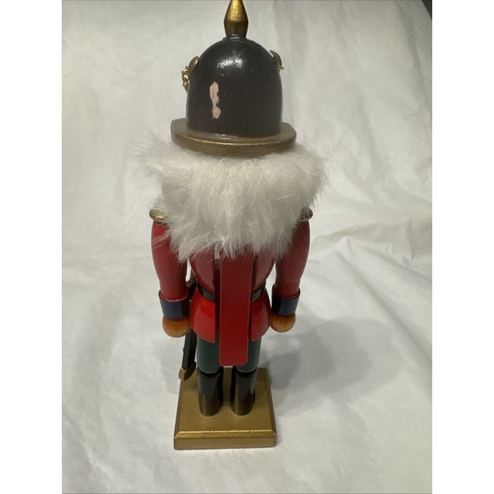 Wooden Knight/Soldier Nutcracker Approx 10 To 10-1/2” Tall - Picture 3 of 11